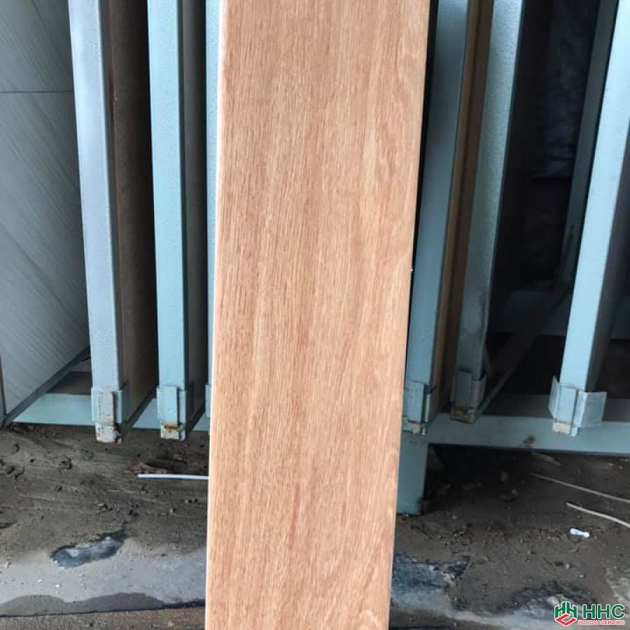 Gạch lát nền vân gỗ 15x60 - Quận 1